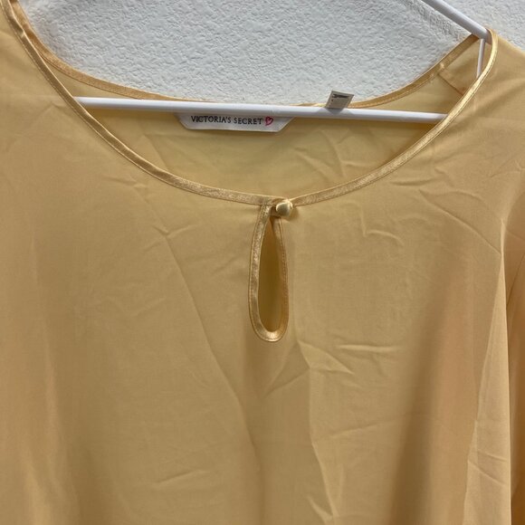 Victorias Secret Yellow Sheer Blouse With Keyhole Accent & Button Details - Picture 2 of 7